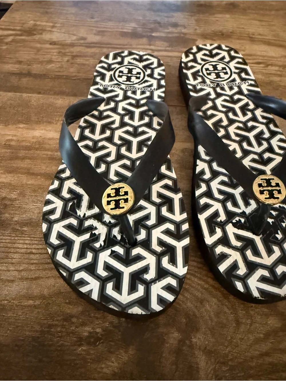 Tory Burch Rubber Flip Flops